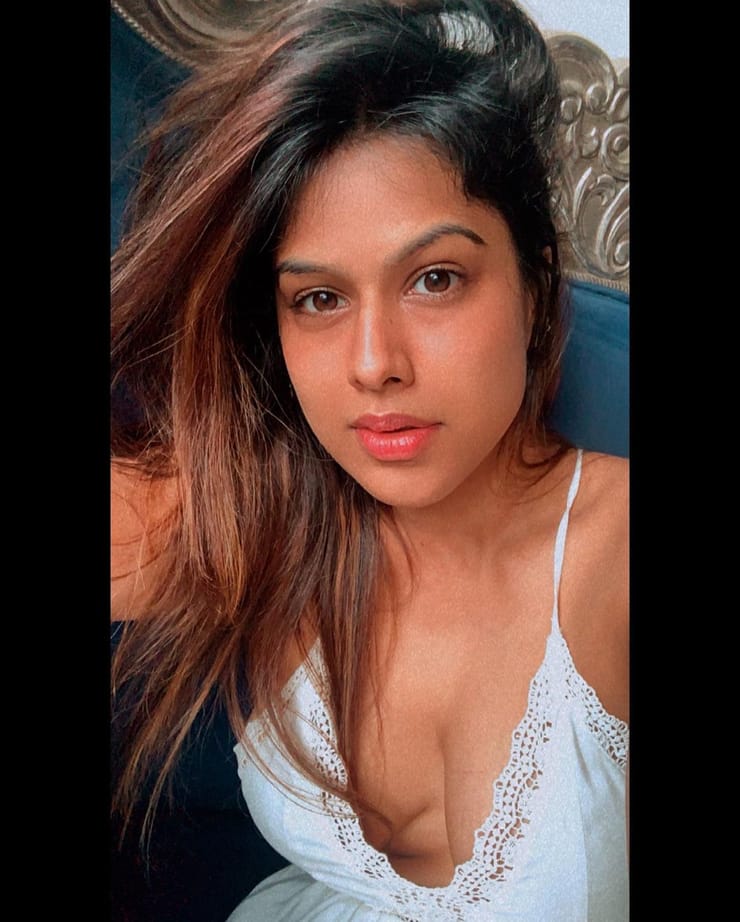 Nia Sharma