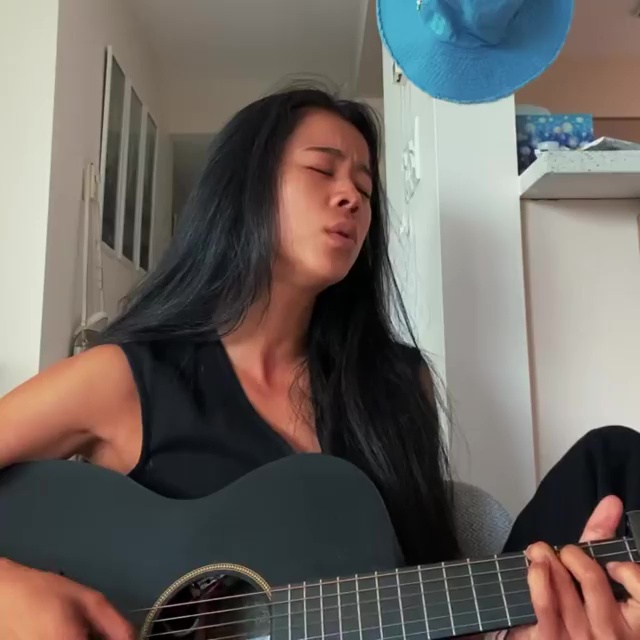 Leah Lewis