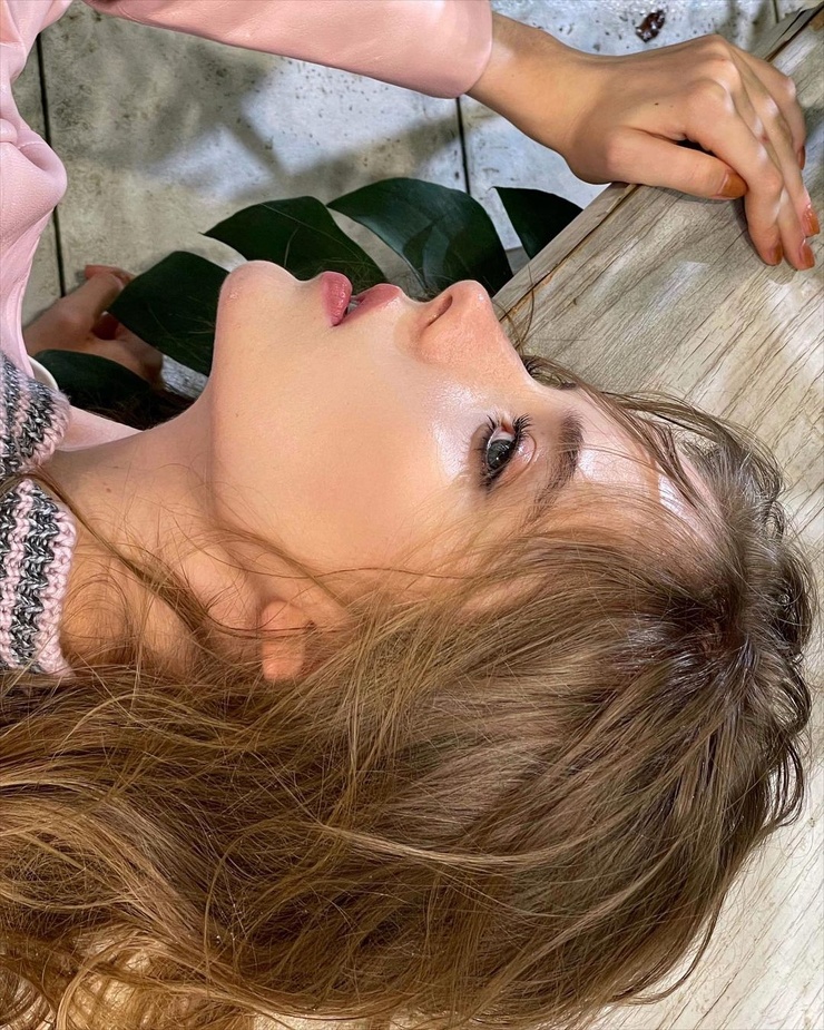 Sonya Kulakova Sonya Kulakova