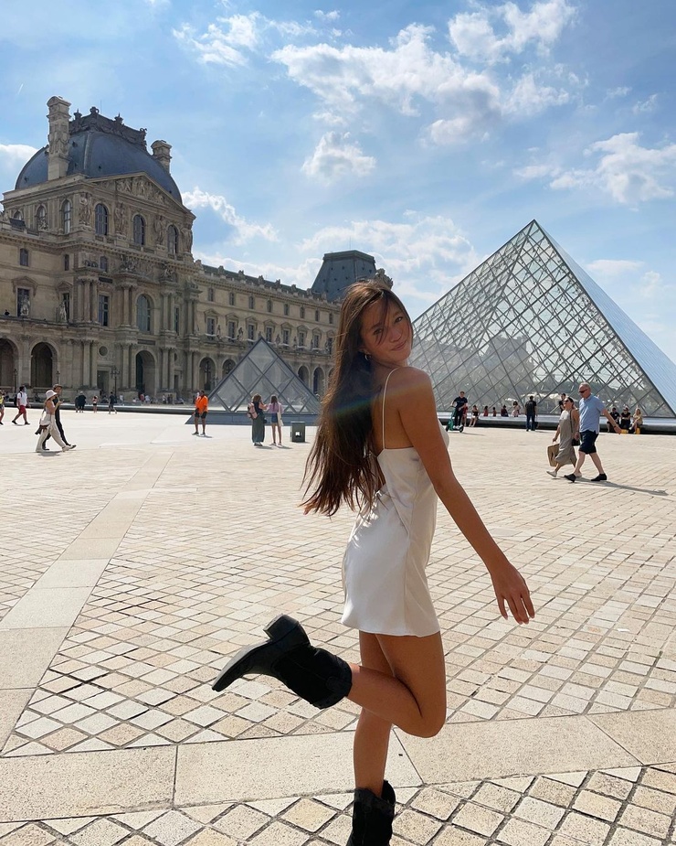 Lily Chee Lily Chee