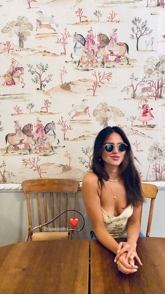 Eiza Gonzalez