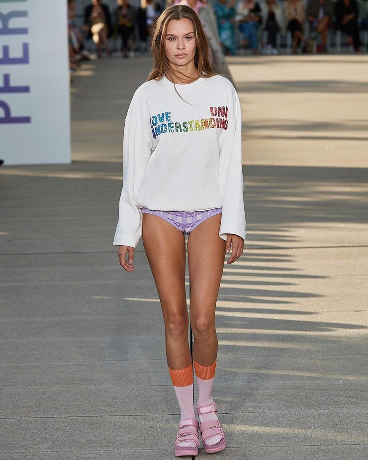 Josephine Skriver Josephine Skriver