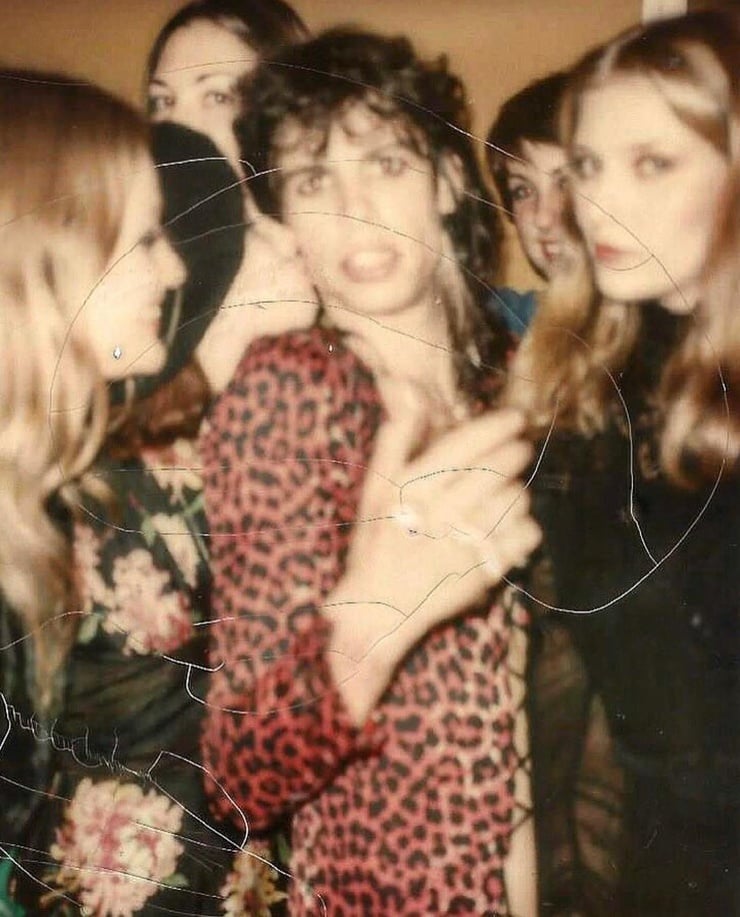 Bebe Buell
