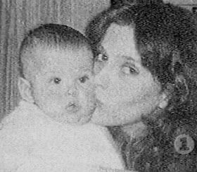 Bebe Buell