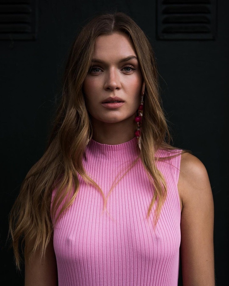 740full-josephine-skriver.jpg