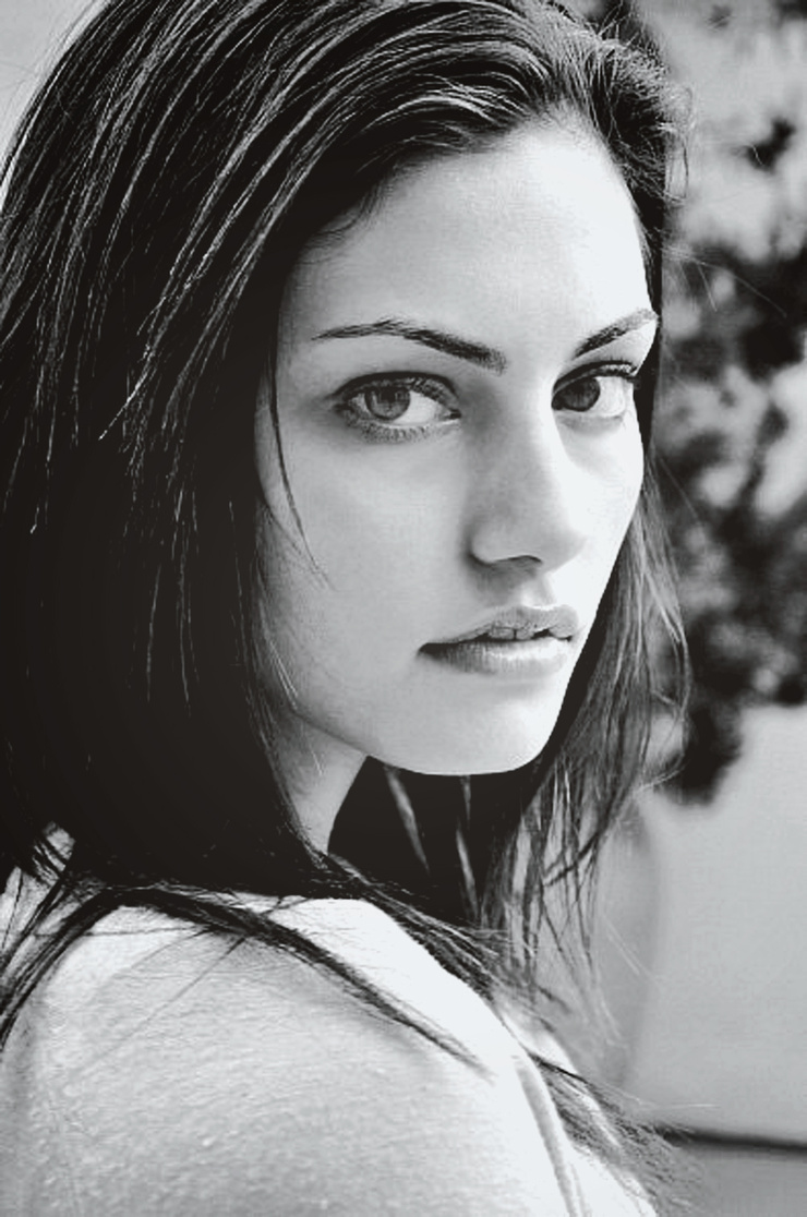 Phoebe Tonkin Phoebe Tonkin