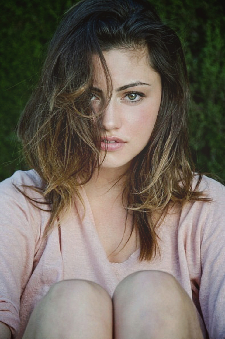 Phoebe Tonkin