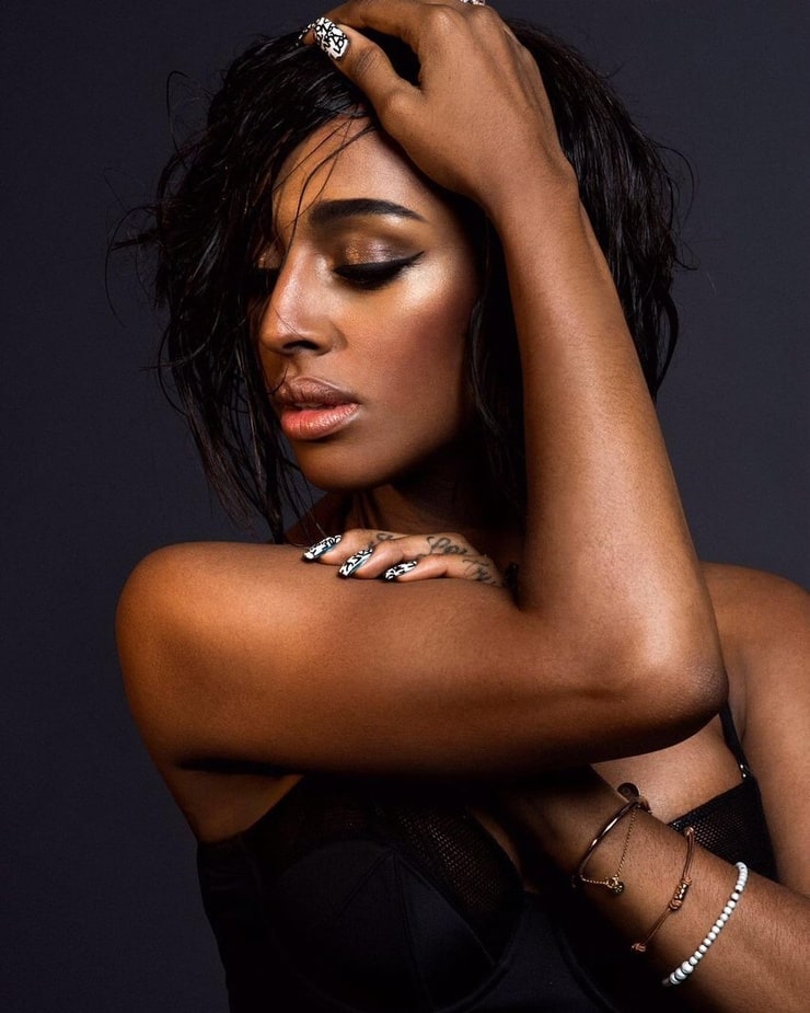 Alexandra Burke