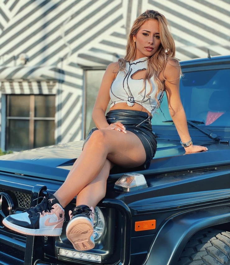 Leli Hernandez