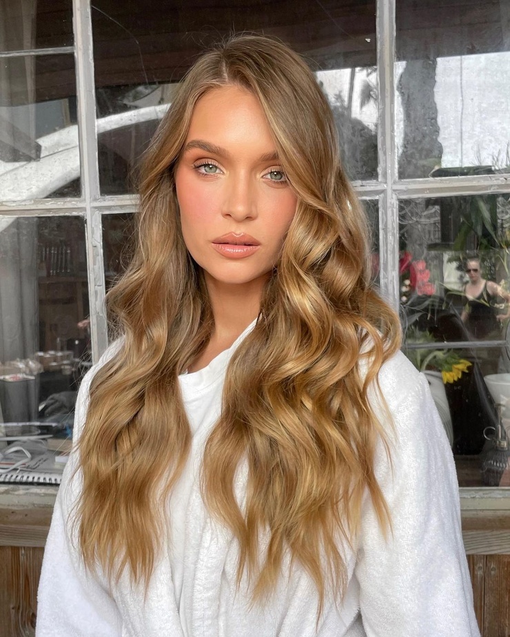 Josephine Skriver Josephine Skriver