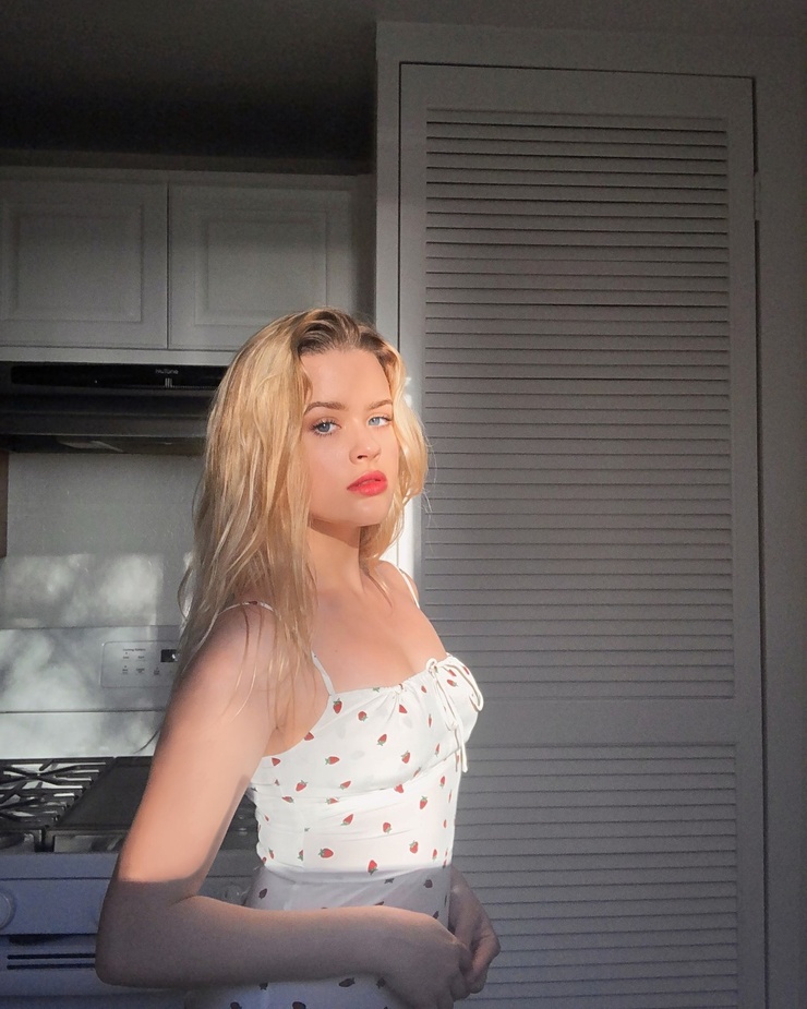Ava Phillippe