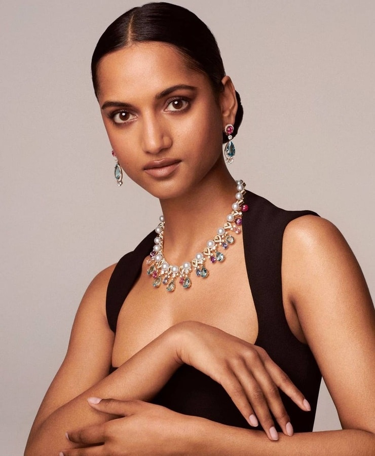Amita Suman