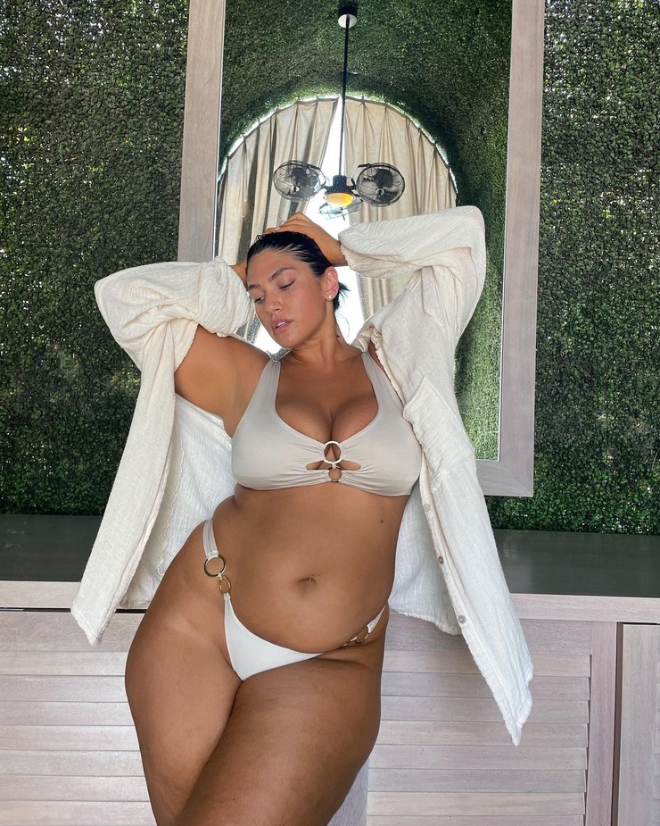 Latecia Thomas