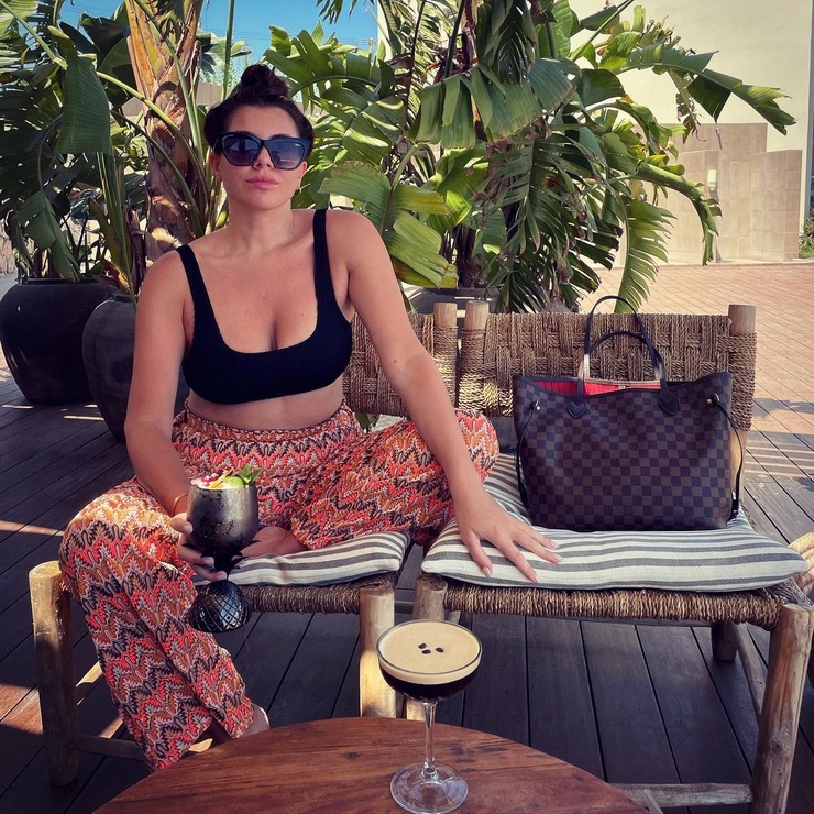 Imogen Thomas Imogen Thomas