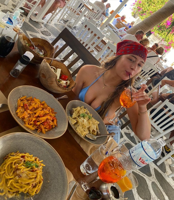 Elsie Hewitt Elsie Hewitt