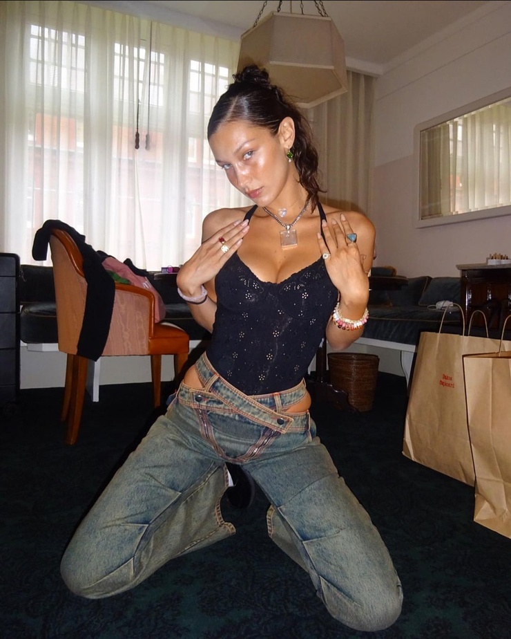 Bella Hadid Bella Hadid