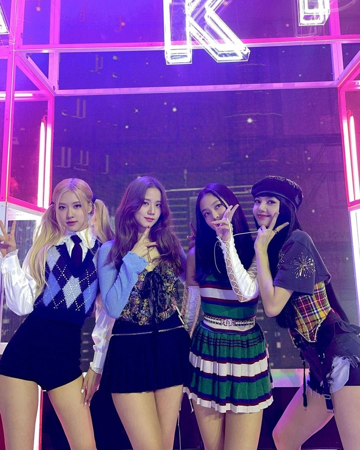 Black Pink