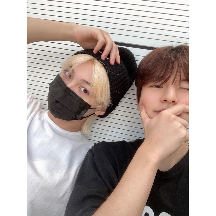 Stray Kids