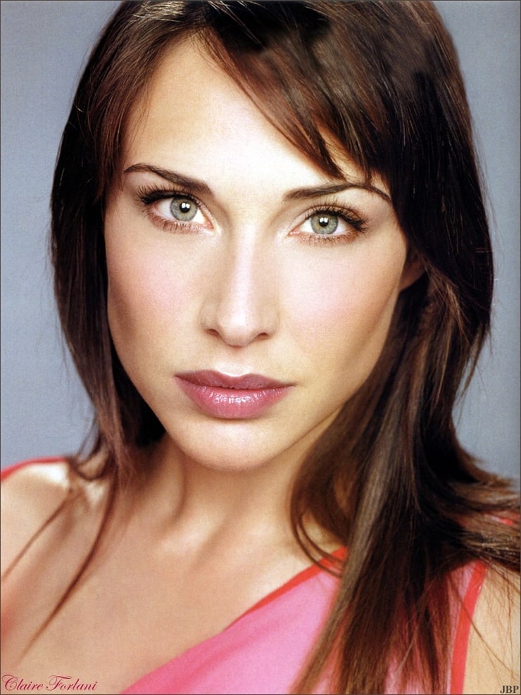 Claire Forlani