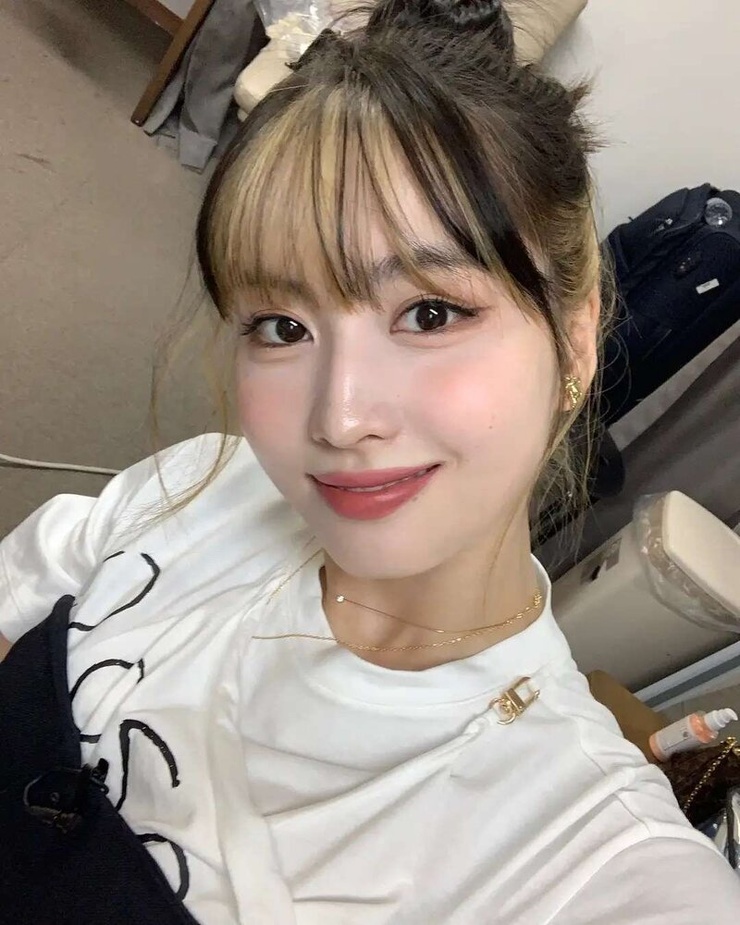 Hirai Momo