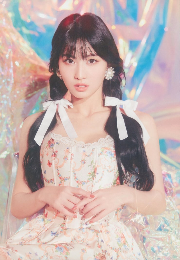 Hirai Momo