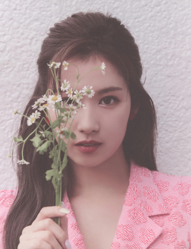 Minatozaki Sana