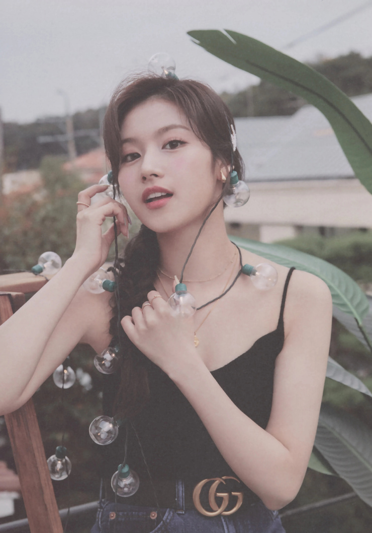 Minatozaki Sana