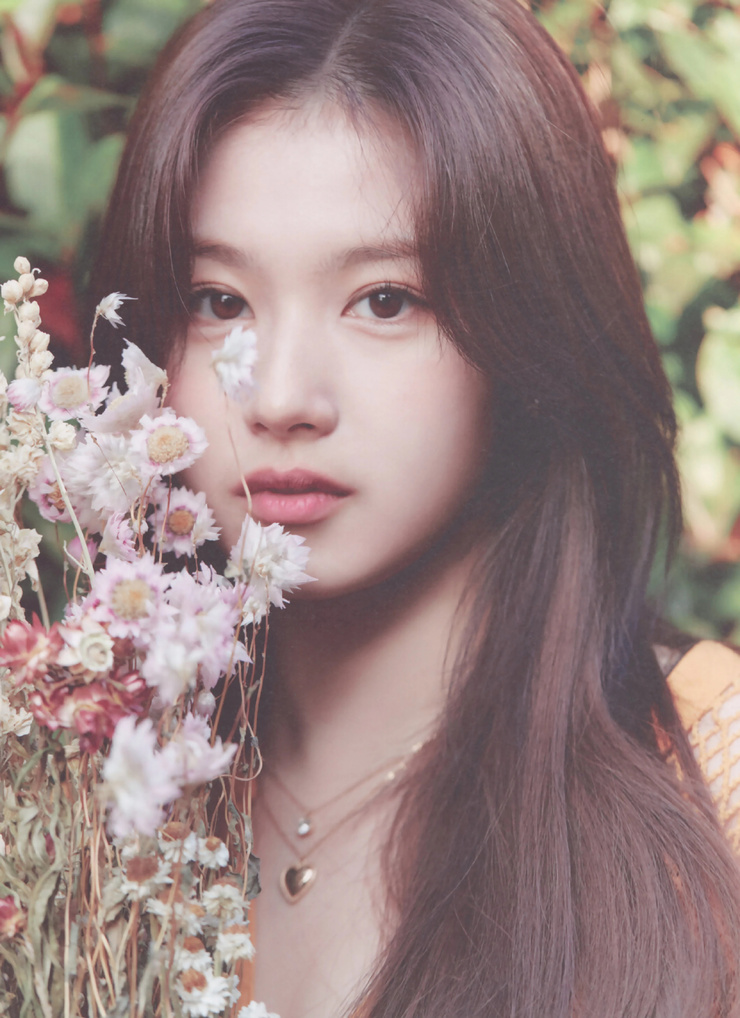 Minatozaki Sana