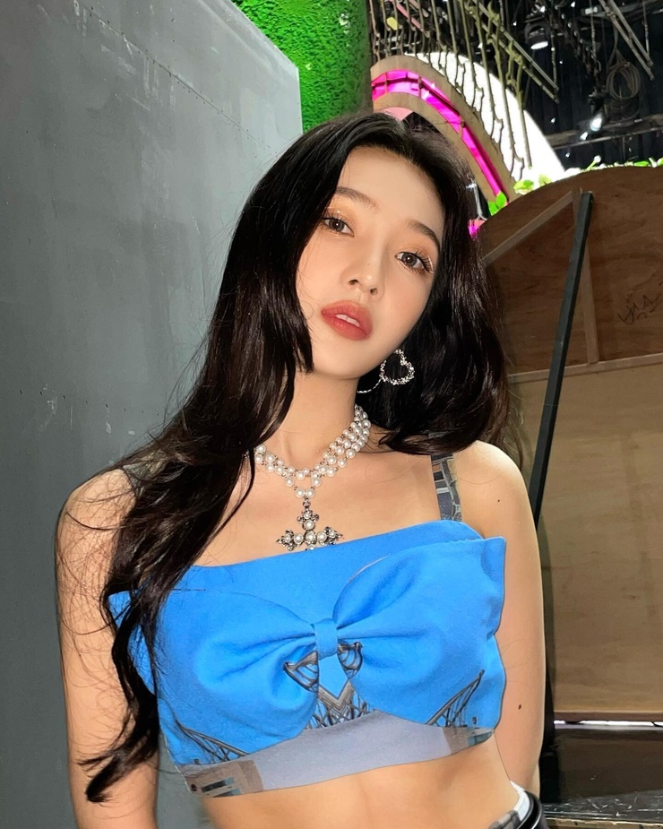 Joy (Park Soo Young)