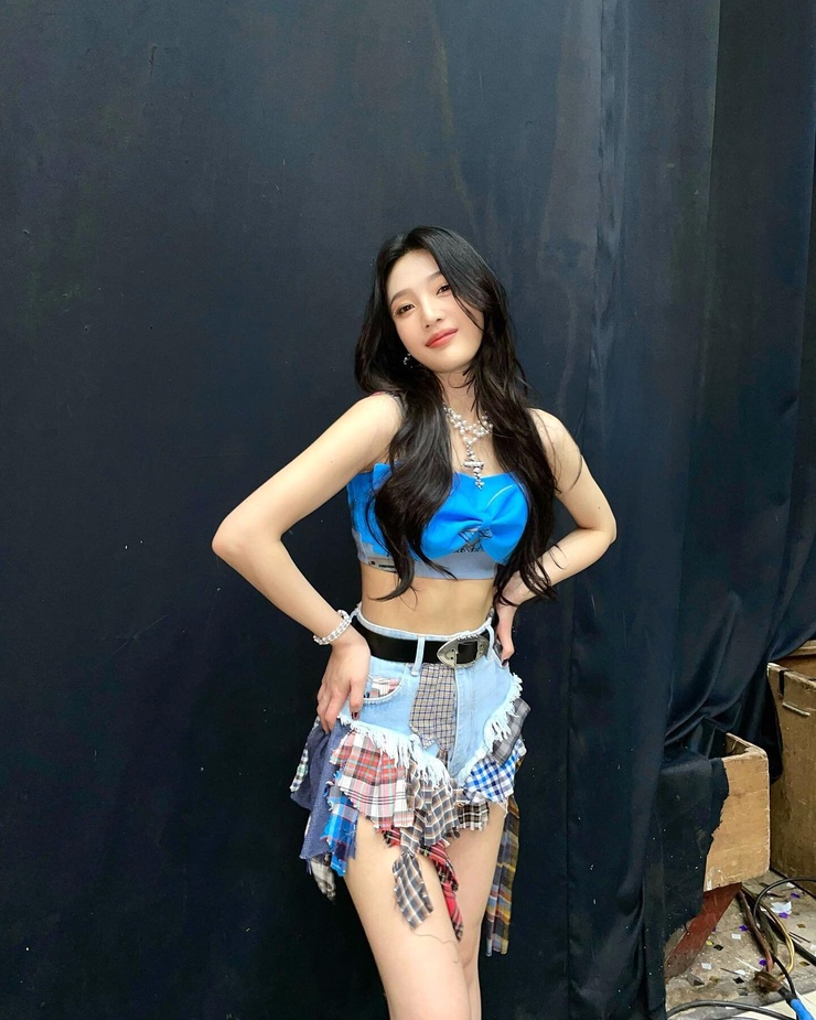 Joy (Park Soo Young)