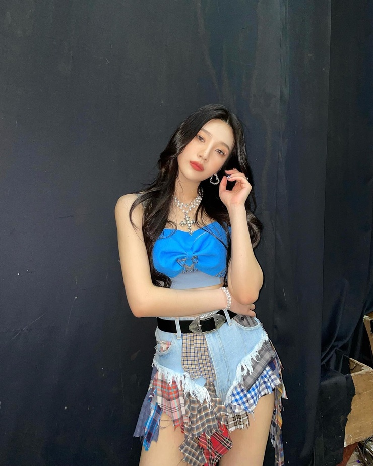 Joy (Park Soo Young)