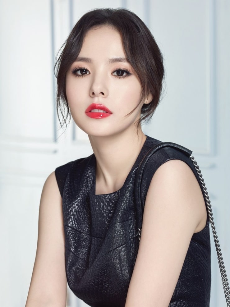 Image of Hyo-rin Min
