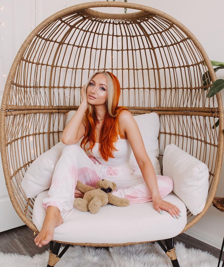 Rebecca Seals