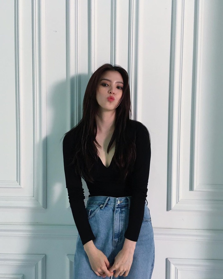 So-hee Han So-hee Han