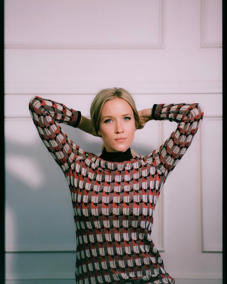 Jessy Schram Jessy Schram