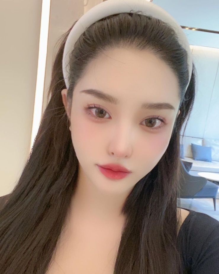 Songyuxin Hitomi