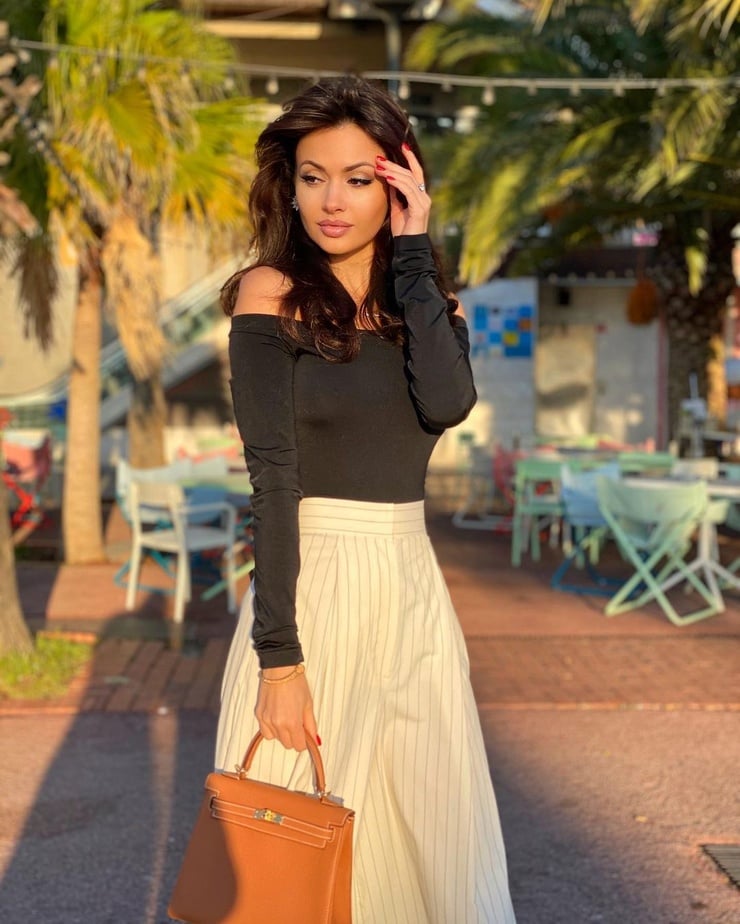 Alena Khovrina Alena Khovrina