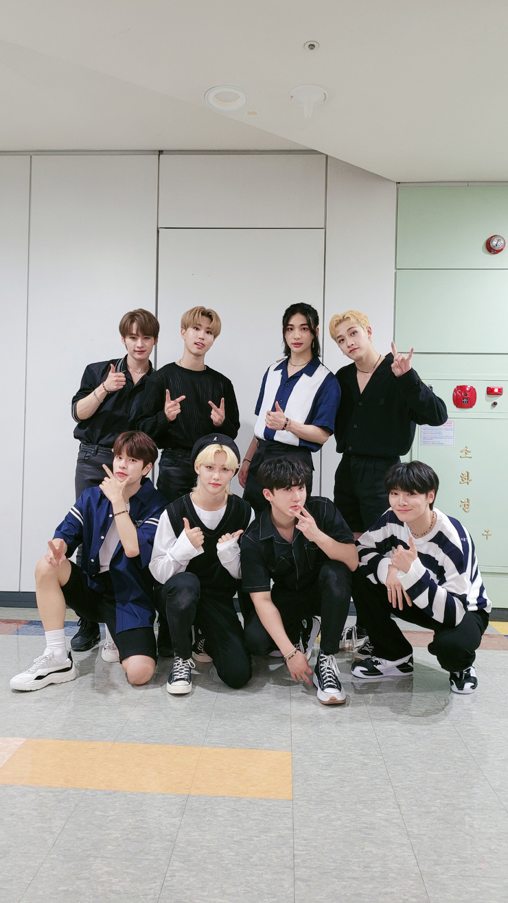 Stray Kids