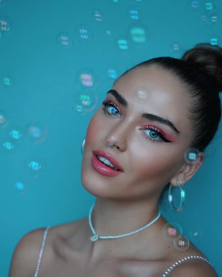 Kristina Krayt Kristina Krayt