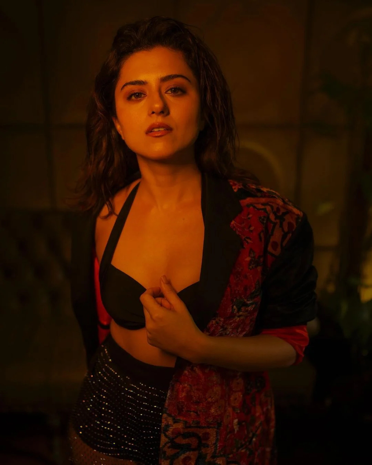 Riddhi Dogra
