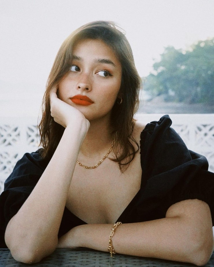 Liza Soberano