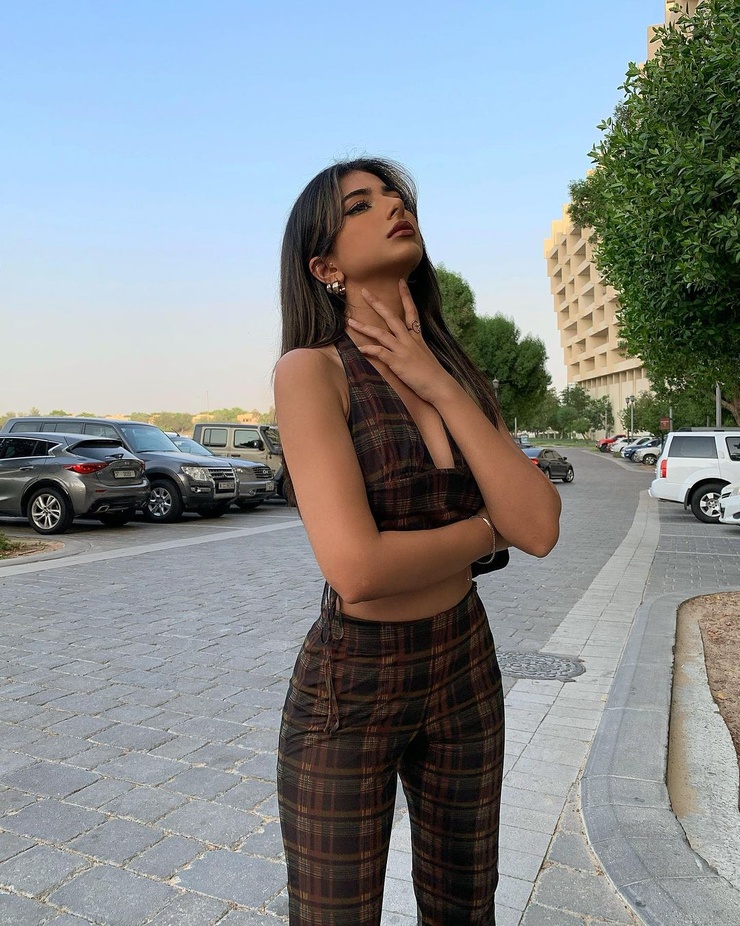Iffat Marashi
