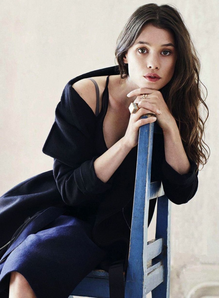 Astrid Berges-Frisbey Astrid Berges-Frisbey