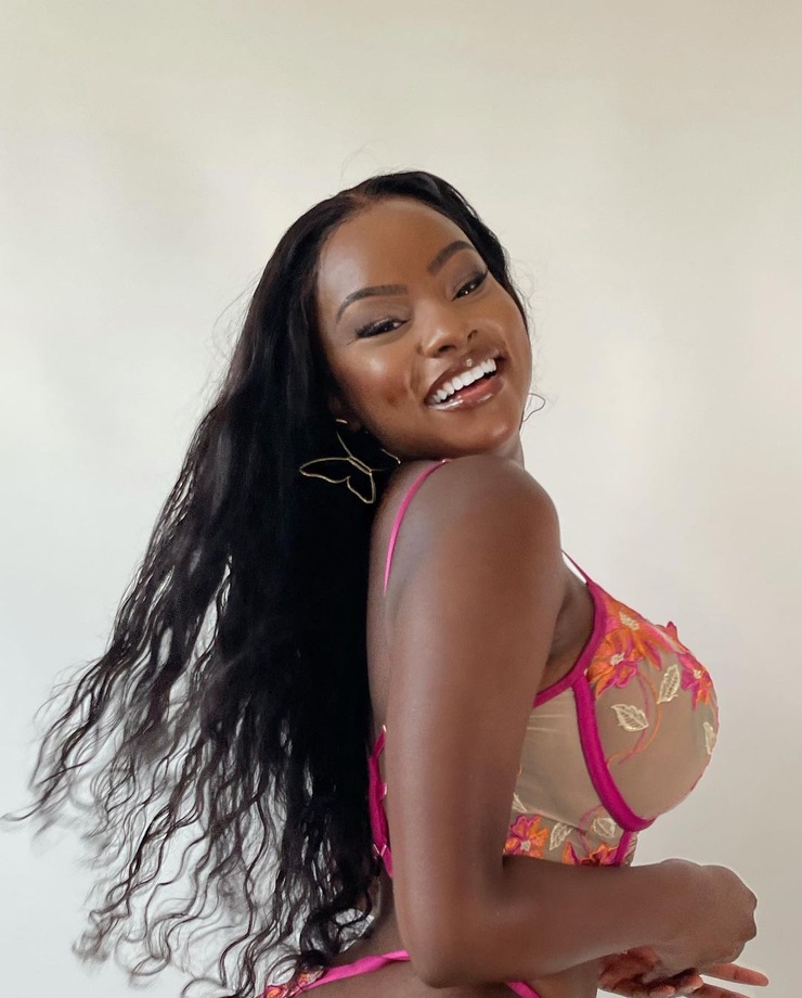 Savannah Perkins Savannah Perkins