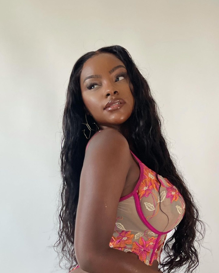 Savannah Perkins Savannah Perkins
