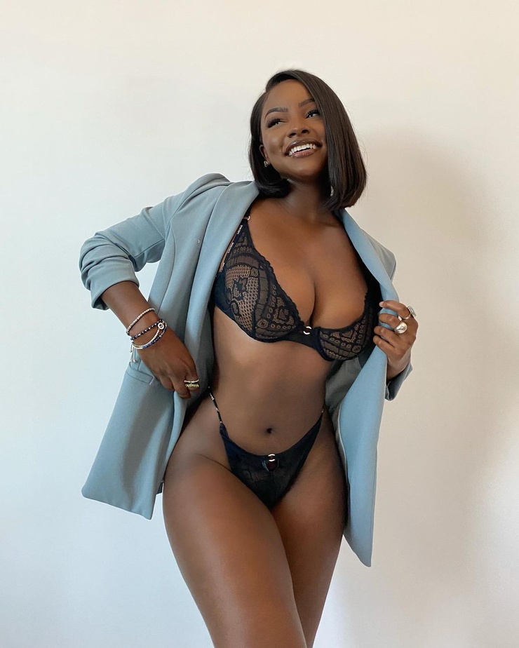 Savannah Perkins Savannah Perkins