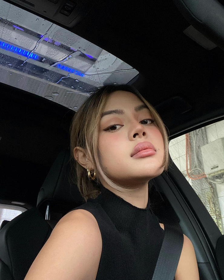 Lily Maymac Lily Maymac