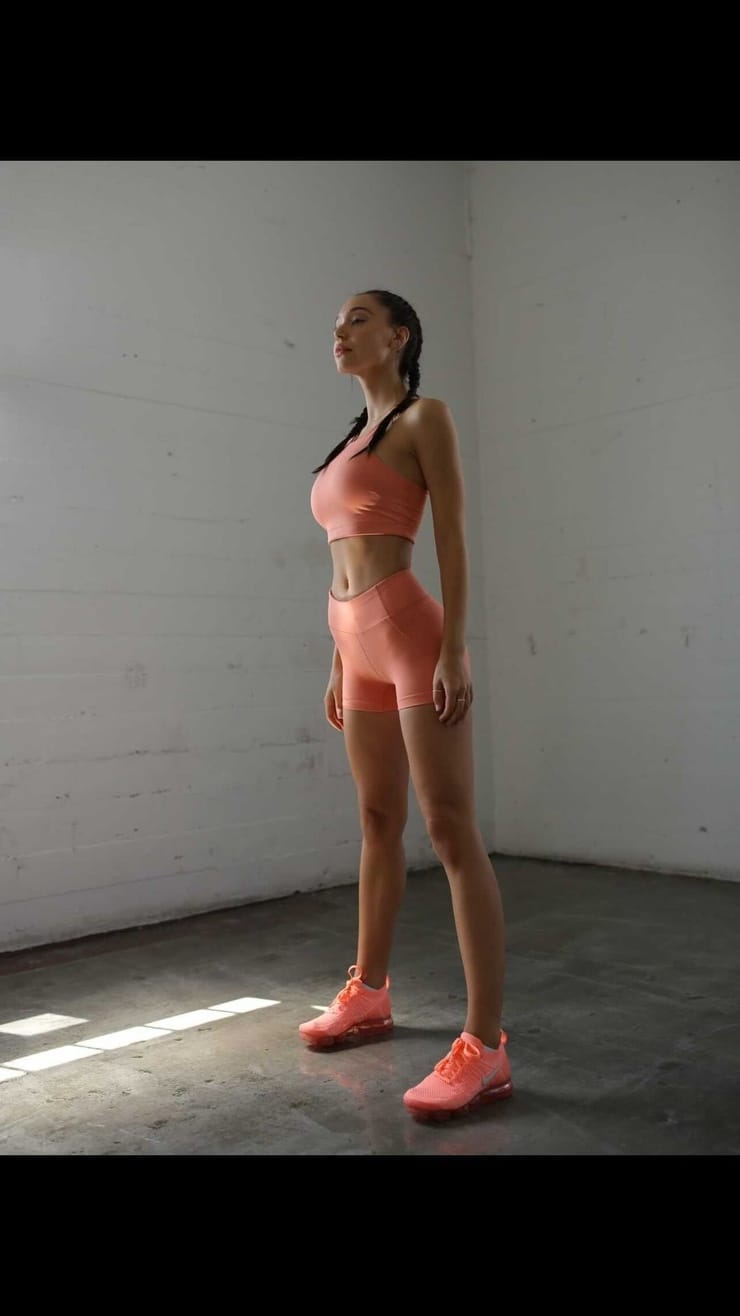 Alexis Ren Alexis Ren