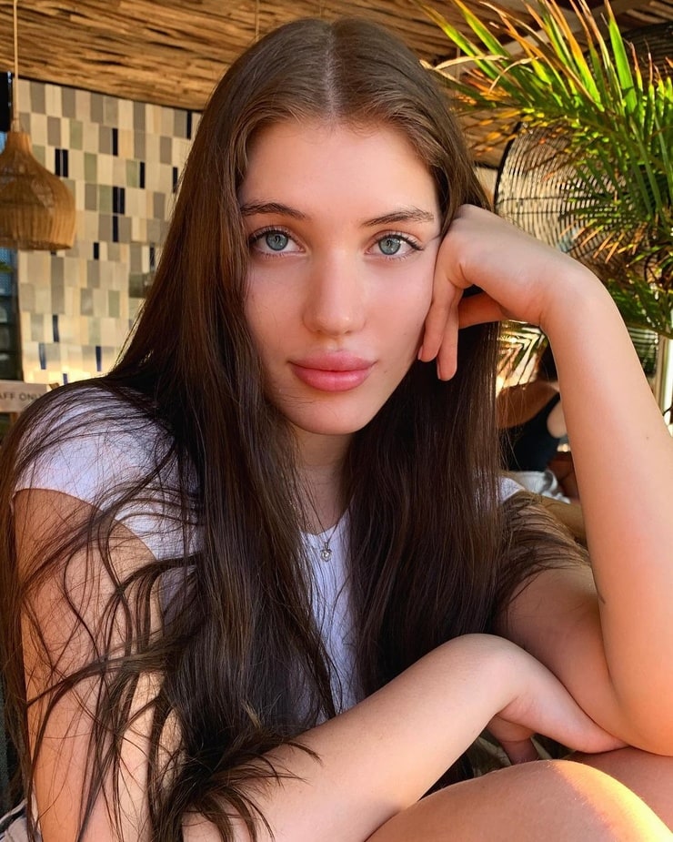 Alina Enero