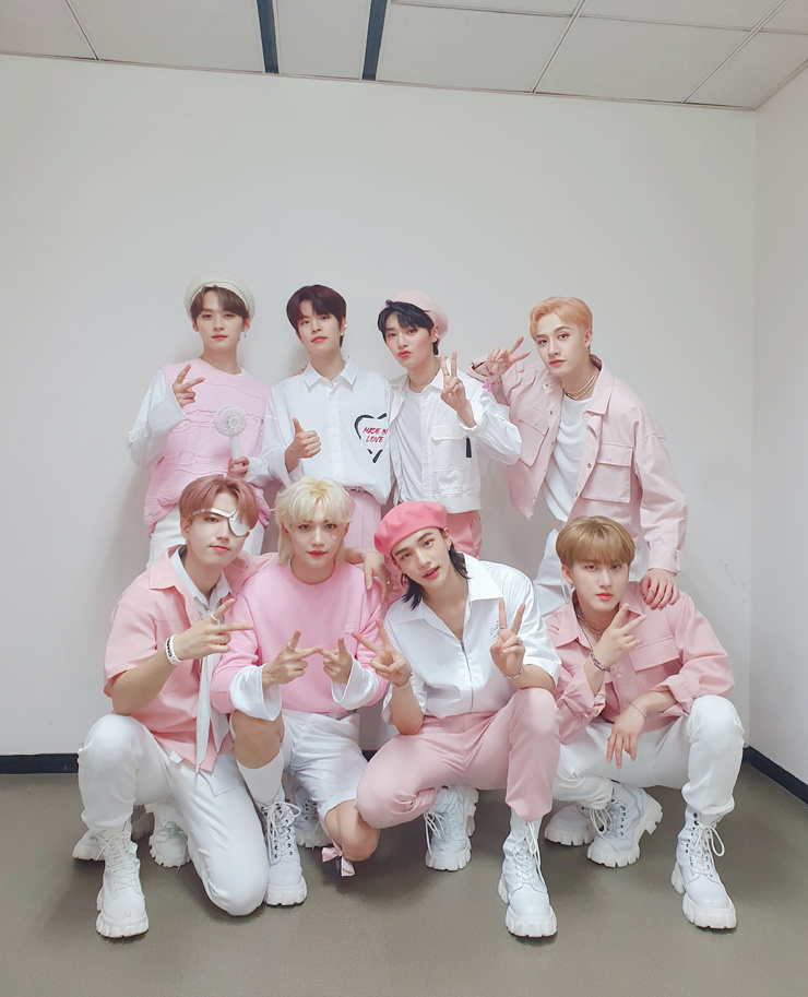 Stray Kids